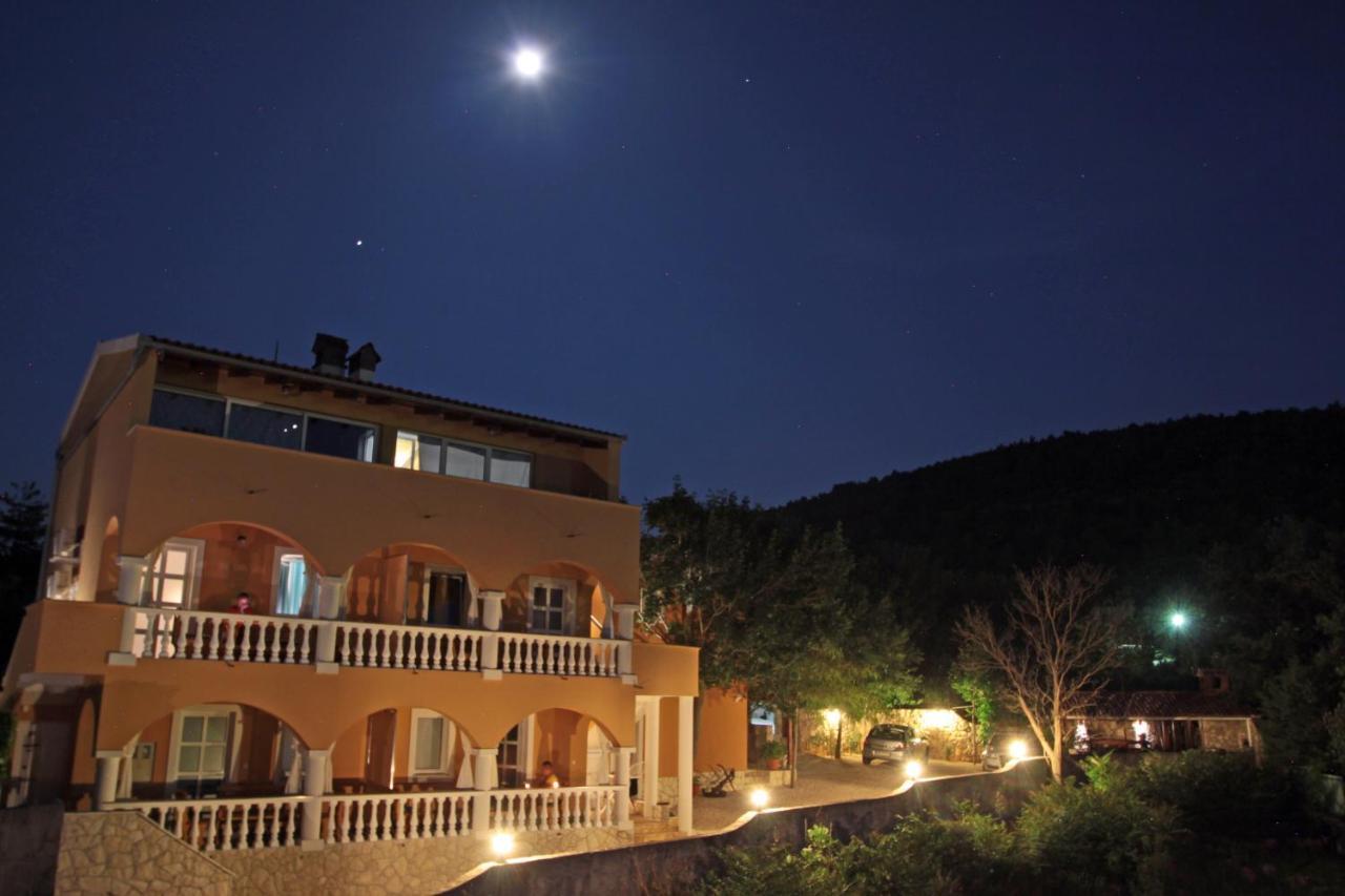 Apartments By The Sea Vinjerac, Zadar - 5824 المظهر الخارجي الصورة
